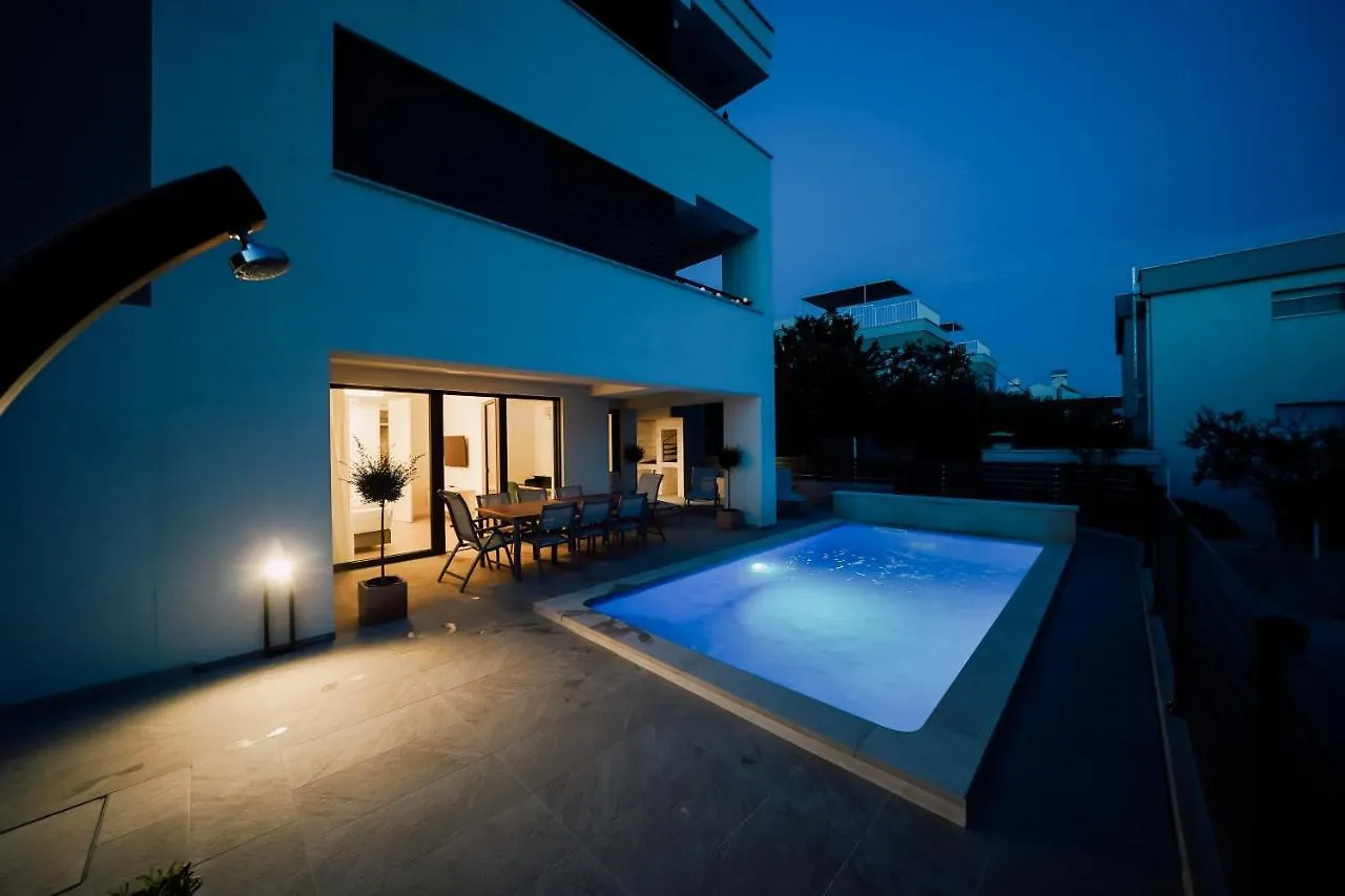 Sunadria Apartments Kozino